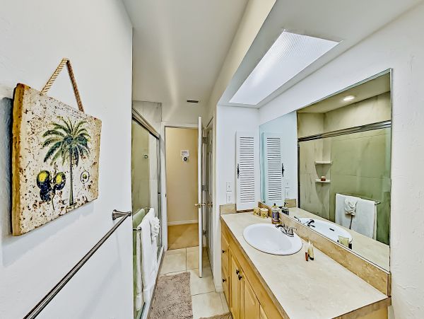 Naples Home 1009950