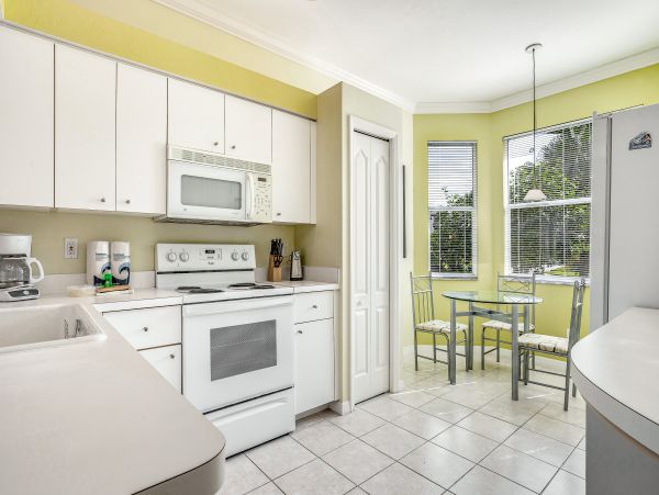 Naples Home 1009951