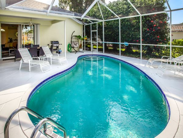 Naples Home 1009951