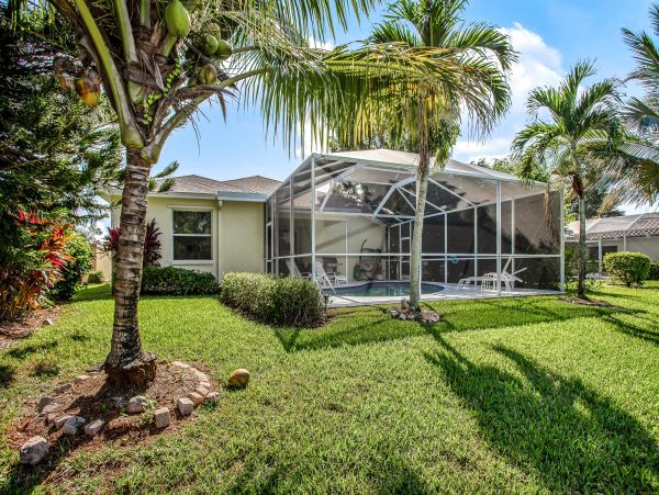 Naples Home 1009951