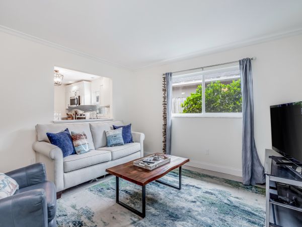 Naples Home 1009952