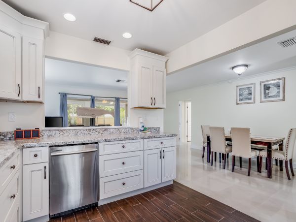 Naples Home 1009952