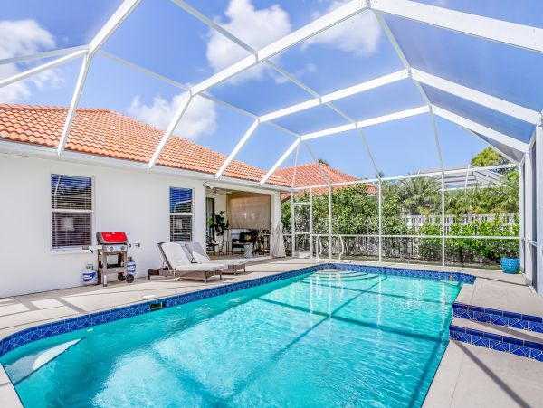 Naples Home 1009955