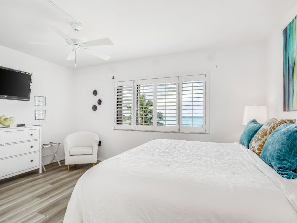 Naples Condo 1009956