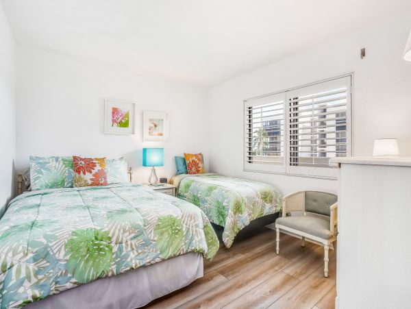 Naples Condo 1009956
