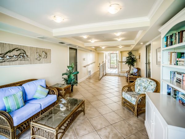 Naples Condo 1009956