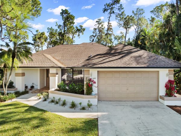 Naples Condo 1009957