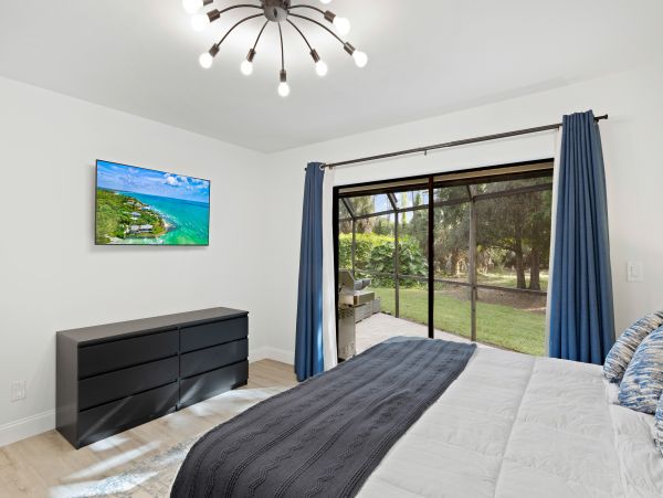 Naples Condo 1009957