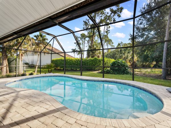 Naples Condo 1009957