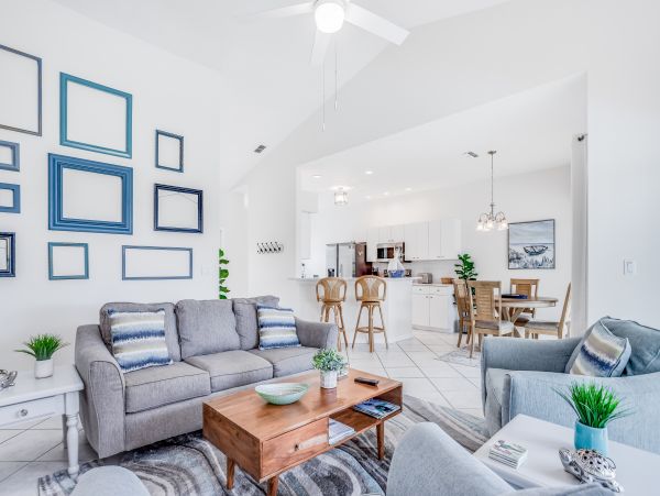 Naples Home 1009959