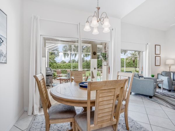 Naples Home 1009959