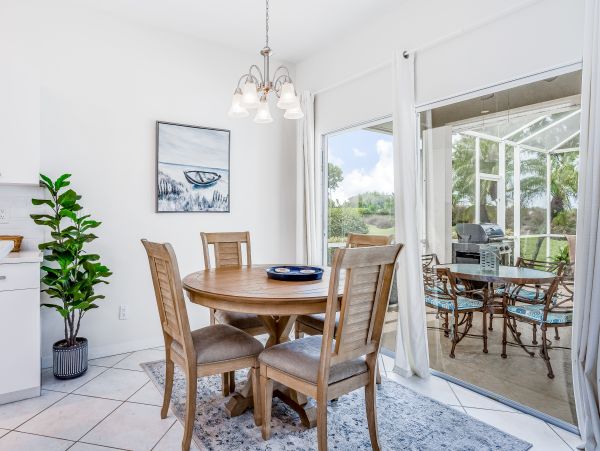 Naples Home 1009959