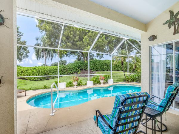 Naples Home 1009959