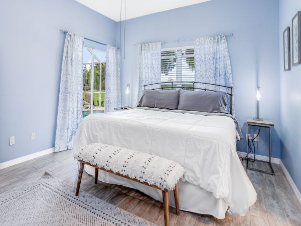 Naples Home 1009959