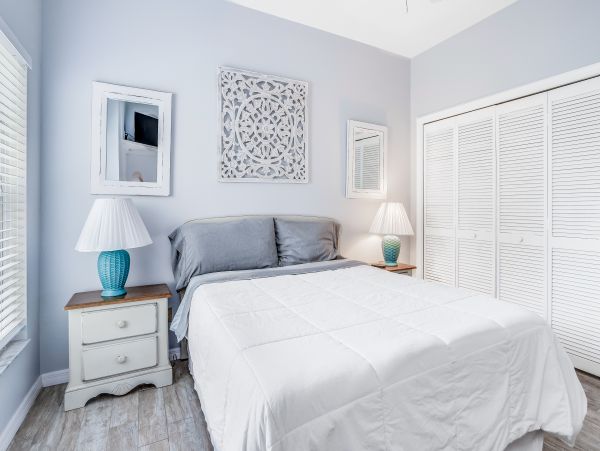 Naples Home 1009959