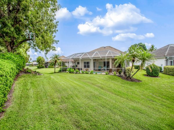 Naples Home 1009959