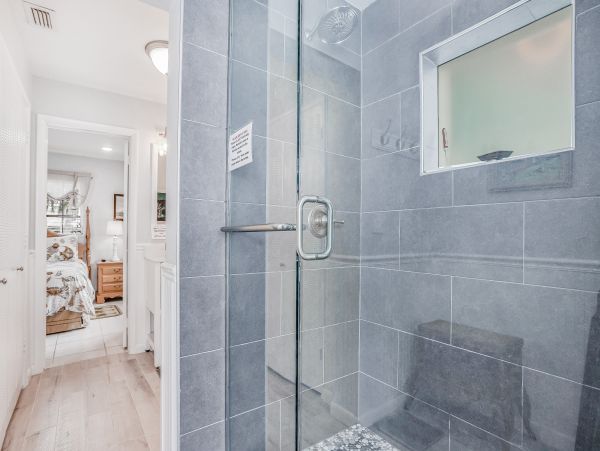 Naples Home 1009960