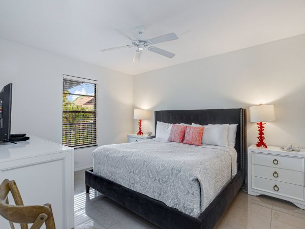 Naples Condo 1009961
