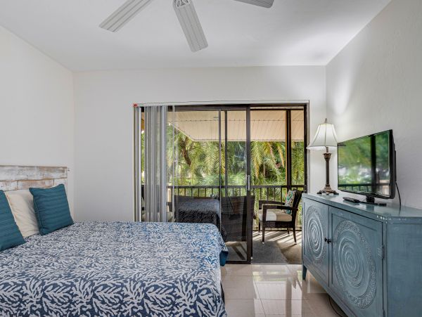 Naples Condo 1009961