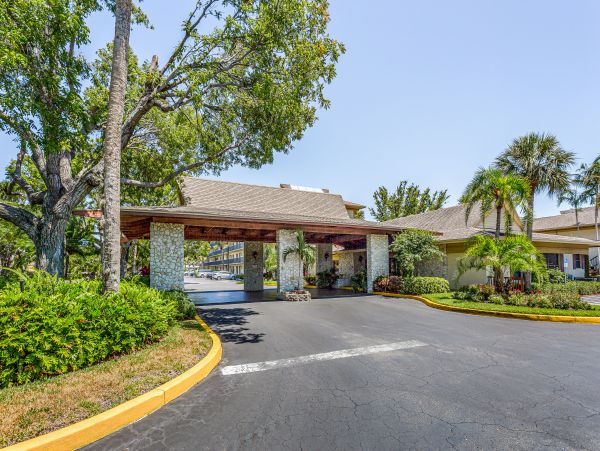 Naples Condo 1009961