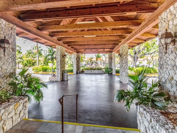 Naples Condo 1009961