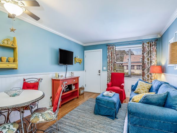 Naples Home 1009963