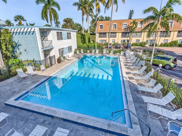Naples Home 1009963