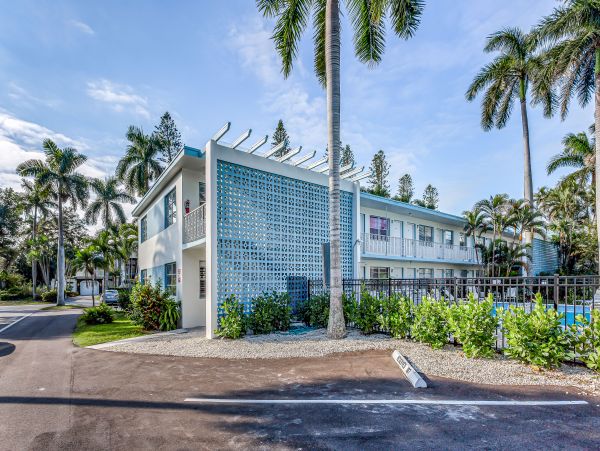 Naples Home 1009963