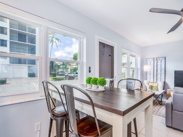Naples Condo 1009964