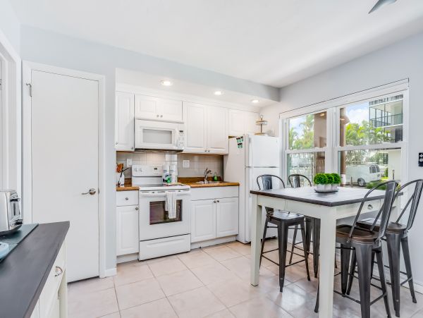 Naples Condo 1009964