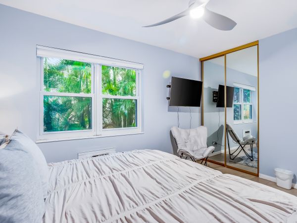 Naples Condo 1009964