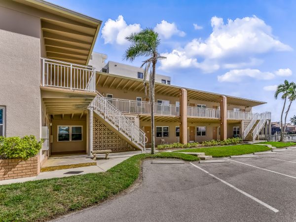 Naples Condo 1009964