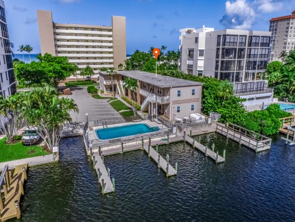 Naples Condo 1009964