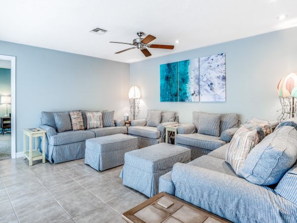 Naples Home 1009966