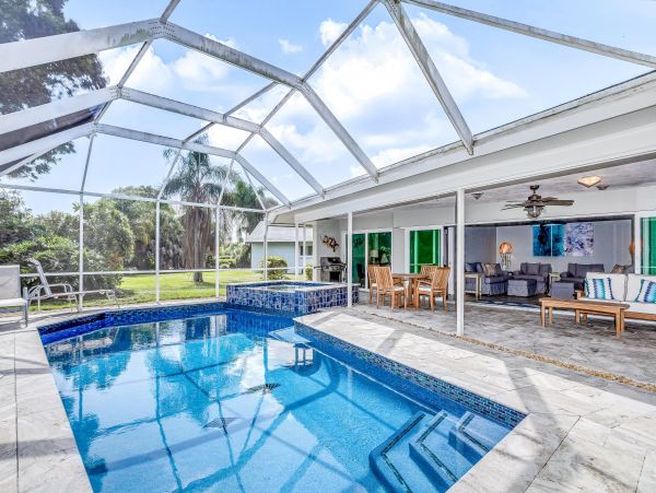 Naples Home 1009966