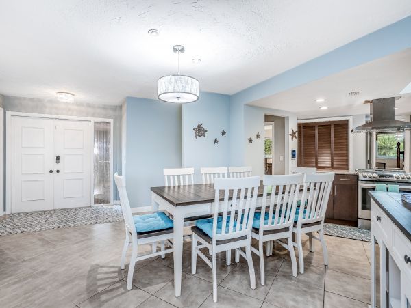 Naples Home 1009966