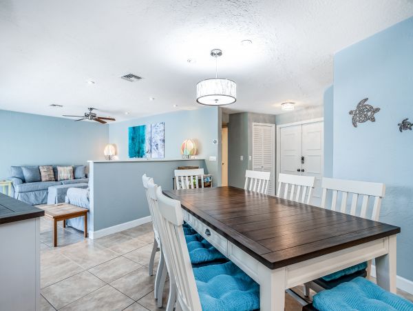 Naples Home 1009966
