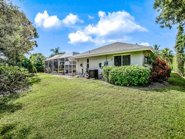 Naples Home 1009966
