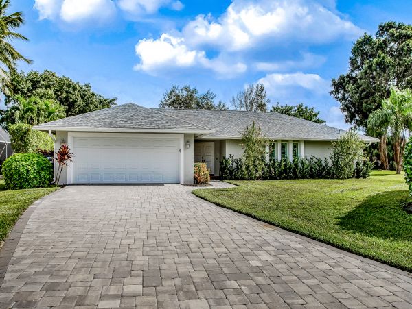 Naples Home 1009966
