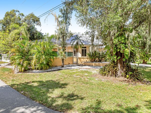 Sarasota Home 1009980