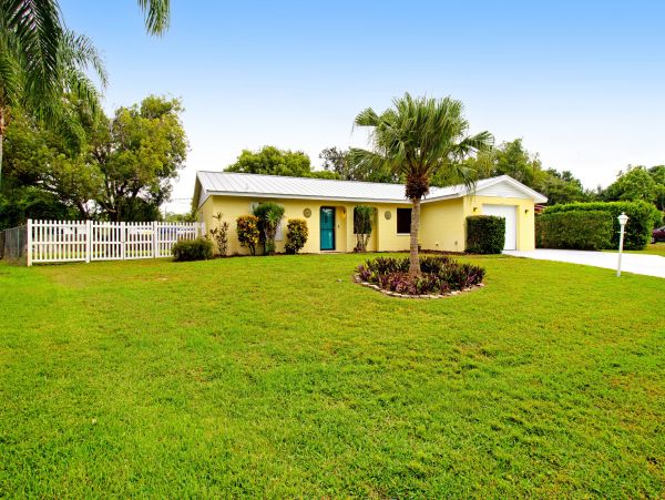 Sarasota Vacation Home Two Bedroom