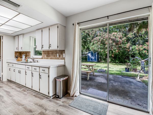 Sarasota Lovely Vacation Residence with 2 Bedrooms