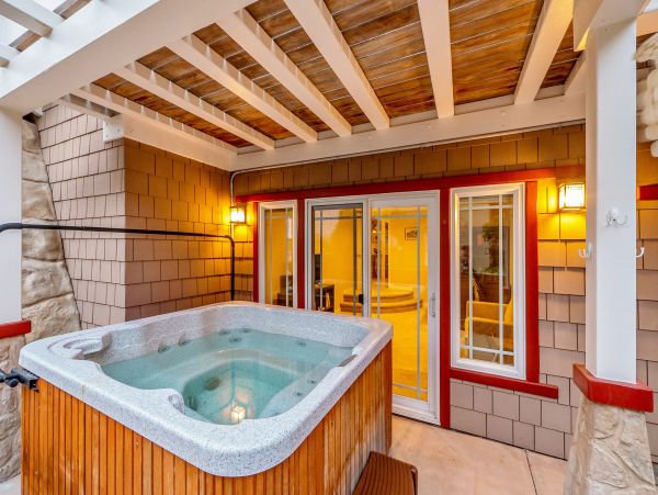 San Diego Vacation Home Four Bedrooms Walk To Beach