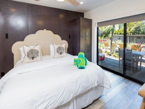 Kihei 10 Bedroom Vacation Villas Walk to Beach Sleeps 28