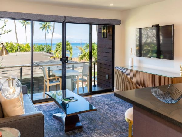 Kihei 10 Bedroom Vacation Villas Walk to Beach Sleeps 28