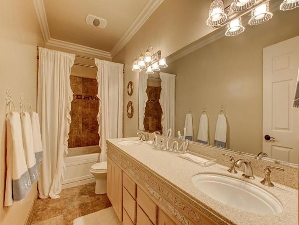 Temecula Vacation Estate 7 Bedroom Sleeps 16 Private Pool