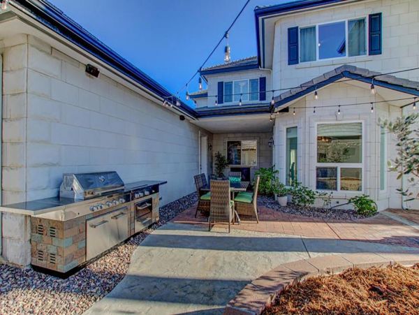 Temecula Vacation Estate 7 Bedroom Sleeps 16 Private Pool