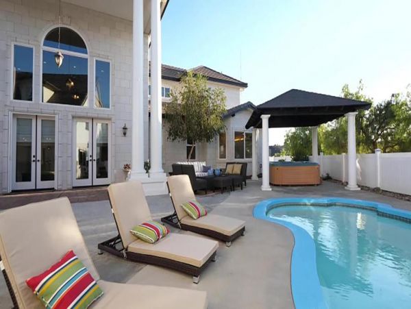 Temecula Vacation Estate 7 Bedroom Sleeps 16 Private Pool