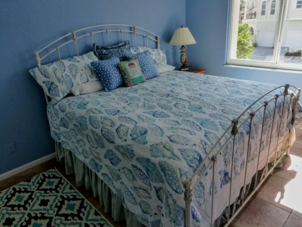 Siesta Key Two Bedroom Rental Condo with Beach Across the Street