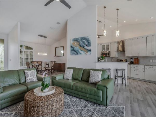 Cape Coral Home 1010010